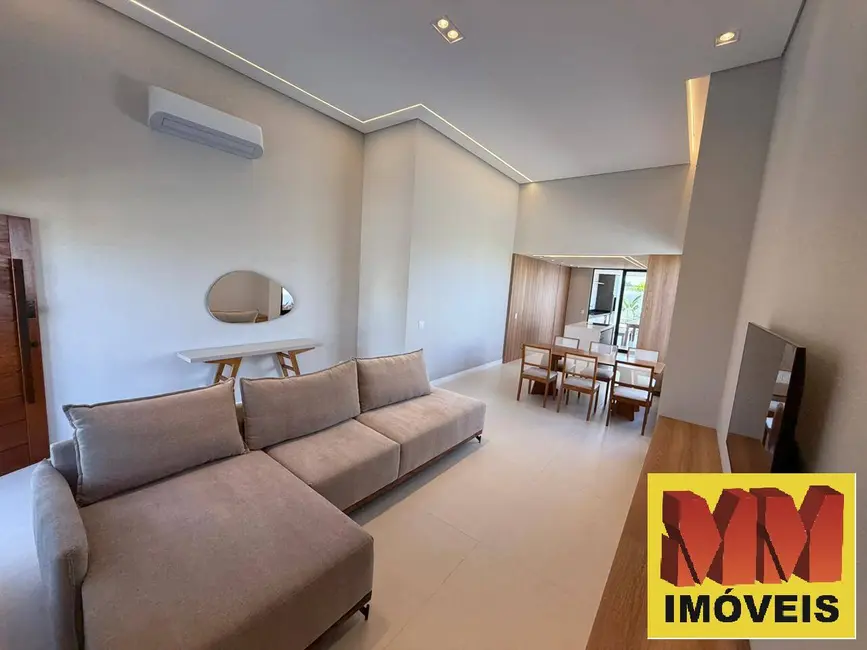 Casa de Condomínio com 3 quartos à venda, 186m2 em Cabo Frio - RJ - imagem 4 Foto 4 de Casa de Condomínio com 3 quartos à venda, 186m2 em Cabo Frio - RJ