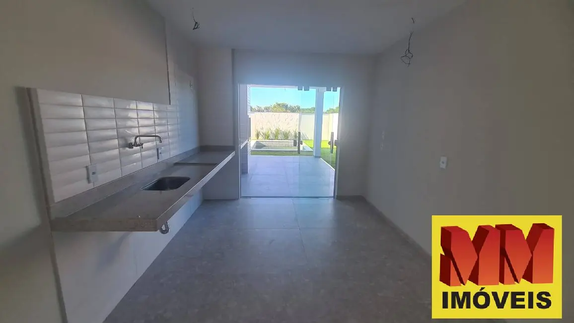 Foto 6 de Casa de Condomínio com 3 quartos à venda, 140m2 em Peró, Cabo Frio - RJ