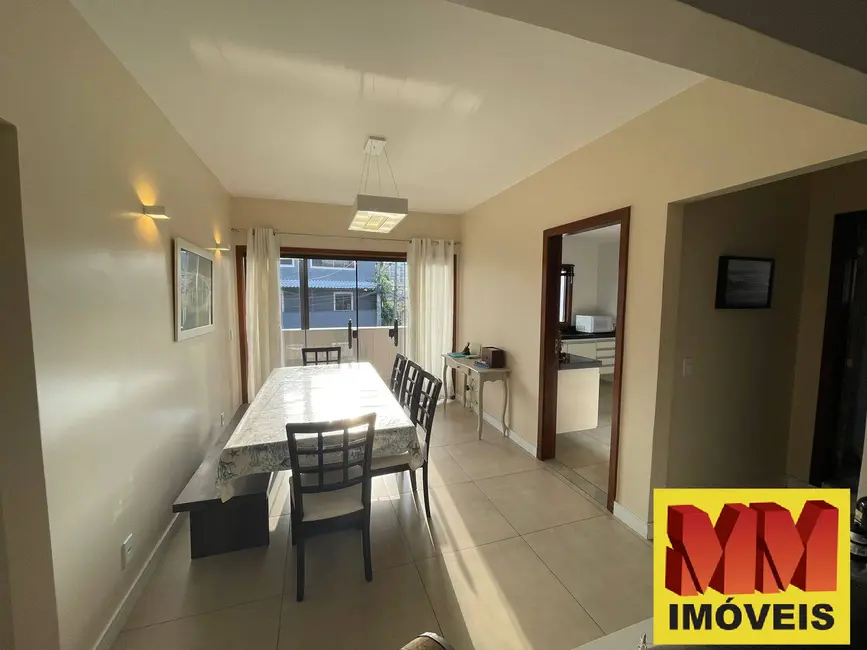 Casa com 4 quartos à venda, 136m2 em Vila Nova, Cabo Frio - RJ - imagem 6 Foto 6 de Casa com 4 quartos à venda, 136m2 em Vila Nova, Cabo Frio - RJ