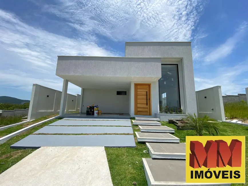 Foto 2 de Casa de Condomínio com 3 quartos à venda, 129m2 em Nova São Pedro, Sao Pedro Da Aldeia - RJ