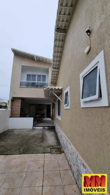 Casa de Condomínio com 4 quartos à venda, 220m2 em Cabo Frio - RJ - imagem 5 Foto 5 de Casa de Condomínio com 4 quartos à venda, 220m2 em Cabo Frio - RJ