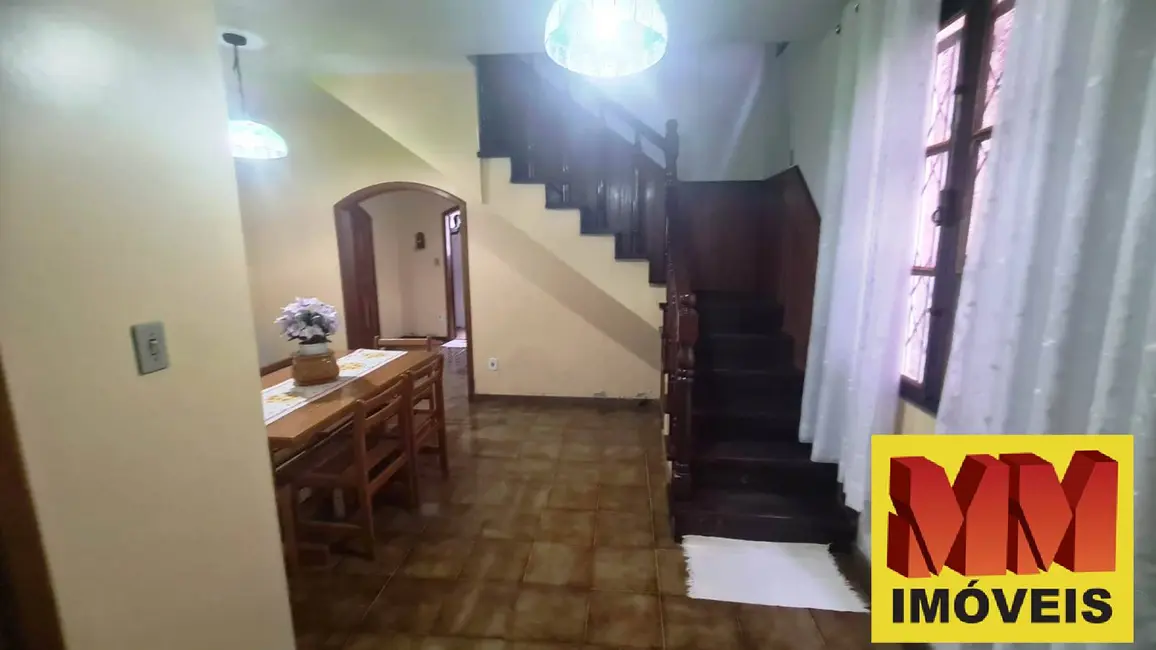 Foto 4 de Casa com 4 quartos à venda, 200m2 em Vila Nova, Cabo Frio - RJ
