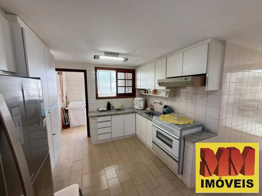 Foto 9 de Apartamento com 3 quartos à venda, 160m2 em Algodoal, Cabo Frio - RJ