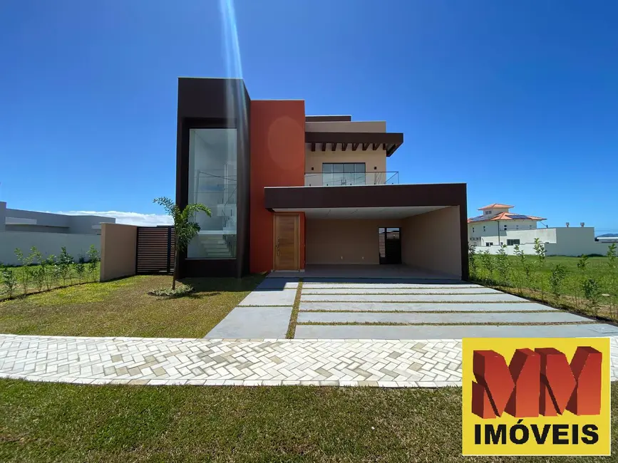 Foto 2 de Casa de Condomínio com 3 quartos à venda, 180m2 em Ogiva, Cabo Frio - RJ