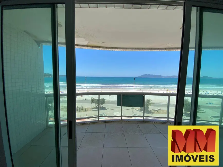 Foto 3 de Cobertura com 6 quartos à venda, 370m2 em Cabo Frio - RJ