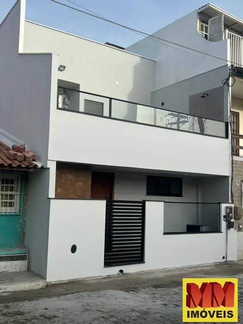 Foto 1 de Casa com 3 quartos à venda, 50m2 em Cabo Frio - RJ