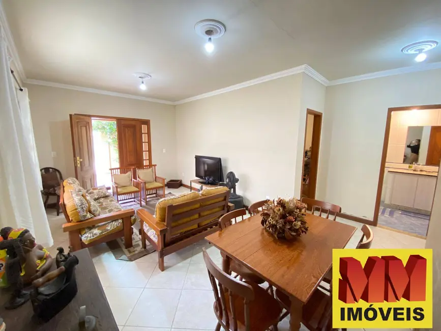 Foto 7 de Casa com 5 quartos à venda, 180m2 em Recanto das Dunas, Cabo Frio - RJ