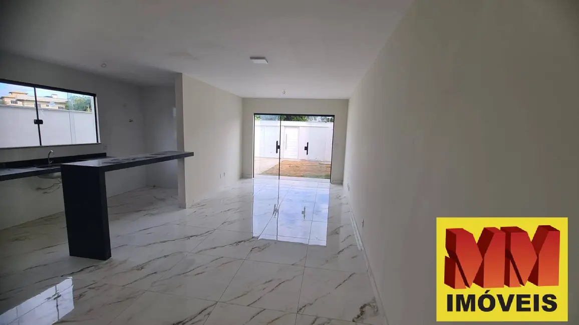 Casa com 3 quartos à venda, 95m2 em Caminho de Búzios, Cabo Frio - RJ - imagem 3 Foto 3 de Casa com 3 quartos à venda, 95m2 em Caminho de Búzios, Cabo Frio - RJ