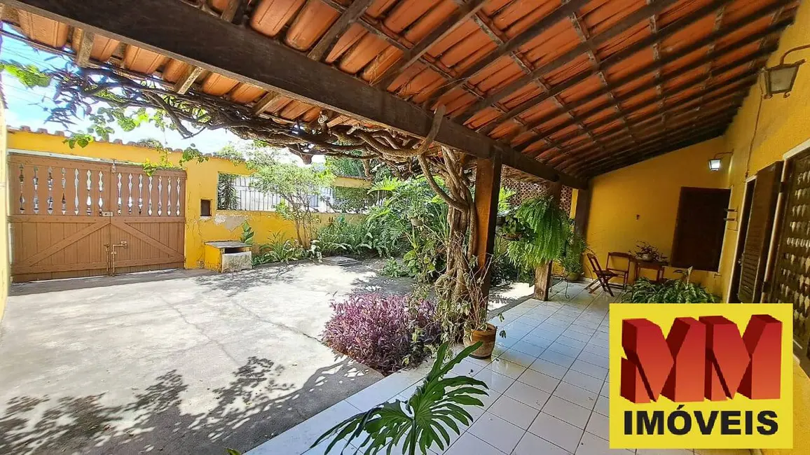Foto 2 de Casa com 2 quartos à venda, 181m2 em Jardim Caiçara, Cabo Frio - RJ