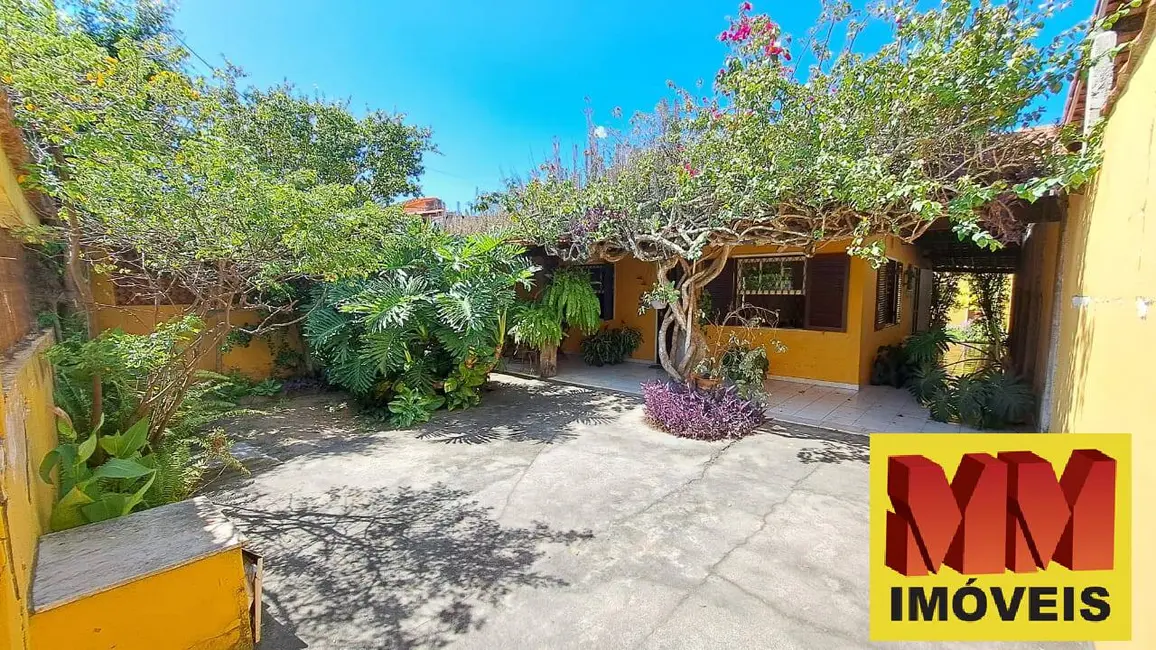 Foto 1 de Casa com 2 quartos à venda, 181m2 em Jardim Caiçara, Cabo Frio - RJ