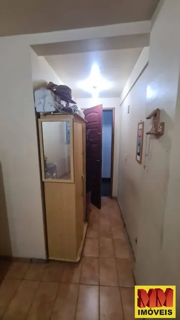 Sala Comercial à venda, 35m2 em Centro, Cabo Frio - RJ - imagem 8 Foto 8 de Sala Comercial à venda, 35m2 em Centro, Cabo Frio - RJ