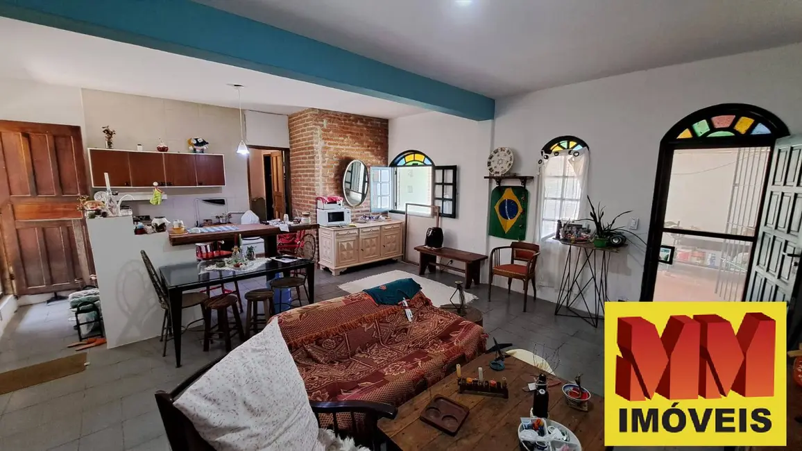 Foto 6 de Casa com 5 quartos à venda, 160m2 em Cabo Frio - RJ