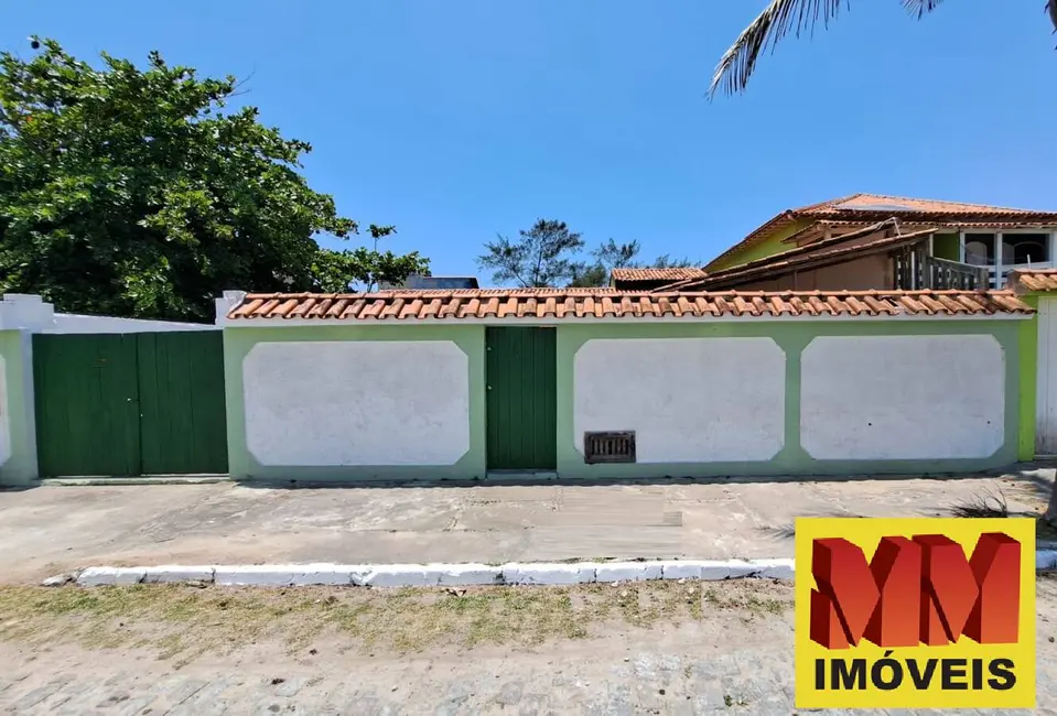 Foto 1 de Casa com 5 quartos à venda, 160m2 em Cabo Frio - RJ