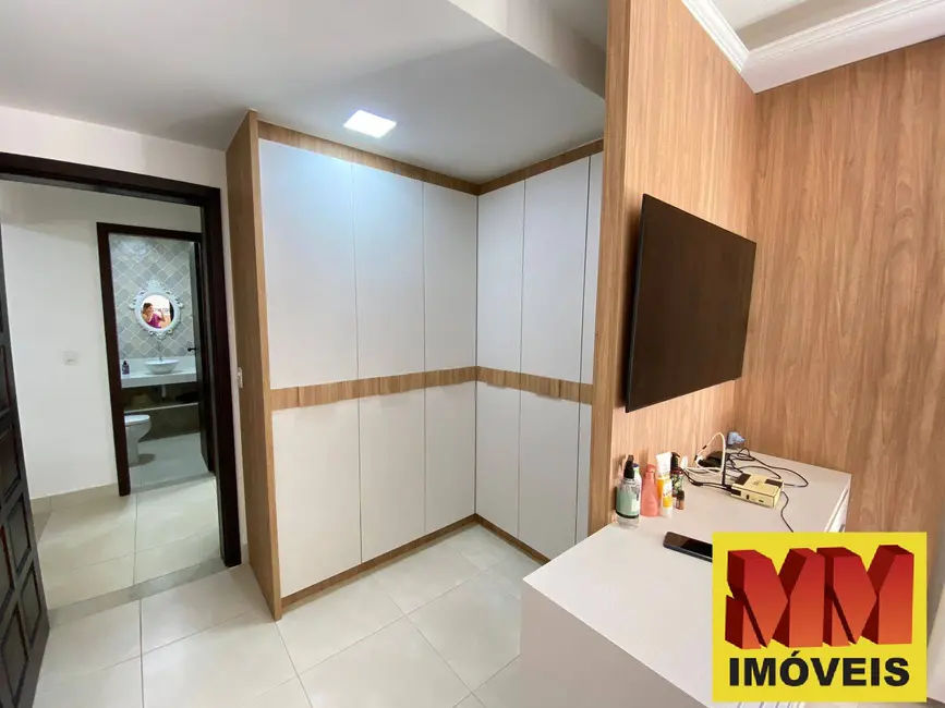 Casa de Condomínio com 4 quartos à venda, 172m2 em Jardim Flamboyant, Cabo Frio - RJ - imagem 9 Foto 9 de Casa de Condomínio com 4 quartos à venda, 172m2 em Jardim Flamboyant, Cabo Frio - RJ