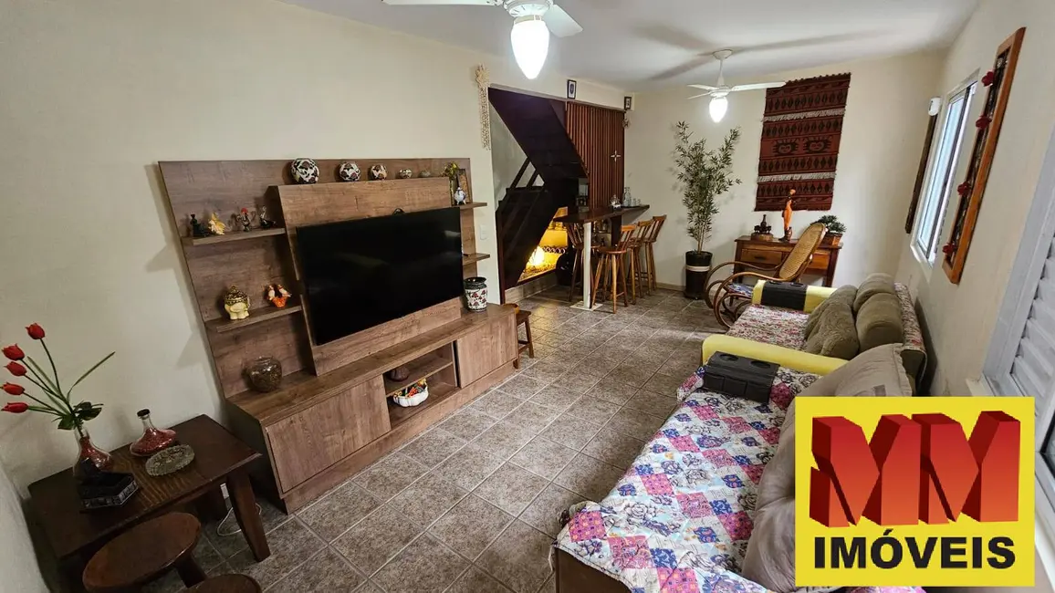 Casa de Condomínio com 5 quartos à venda, 117m2 em Braga, Cabo Frio - RJ - imagem 2 Foto 2 de Casa de Condomínio com 5 quartos à venda, 117m2 em Braga, Cabo Frio - RJ