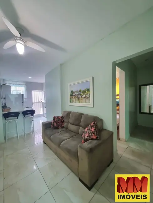 Casa com 6 quartos à venda, 116m2 em Centro, Cabo Frio - RJ - imagem 4 Foto 4 de Casa com 6 quartos à venda, 116m2 em Centro, Cabo Frio - RJ
