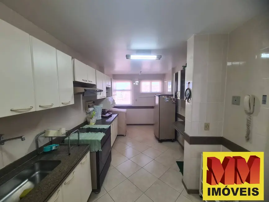 Cobertura com 4 quartos à venda, 288m2 em Centro, Cabo Frio - RJ - imagem 9 Foto 9 de Cobertura com 4 quartos à venda, 288m2 em Centro, Cabo Frio - RJ