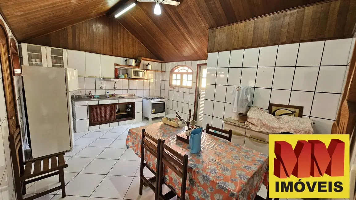 Casa com 5 quartos à venda, 300m2 em Palmeiras, Cabo Frio - RJ - imagem 9 Foto 9 de Casa com 5 quartos à venda, 300m2 em Palmeiras, Cabo Frio - RJ