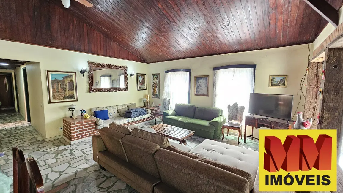 Casa com 5 quartos à venda, 300m2 em Palmeiras, Cabo Frio - RJ - imagem 7 Foto 7 de Casa com 5 quartos à venda, 300m2 em Palmeiras, Cabo Frio - RJ