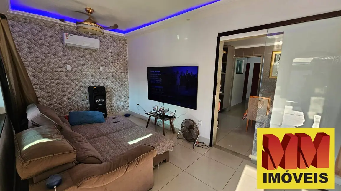 Foto 6 de Casa com 5 quartos à venda, 127m2 em Parque Burle, Cabo Frio - RJ