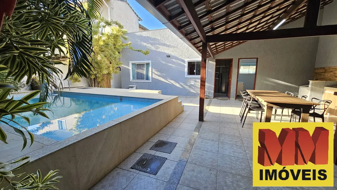 Foto 1 de Casa de Condomínio com 4 quartos à venda, 159m2 em Ogiva, Cabo Frio - RJ