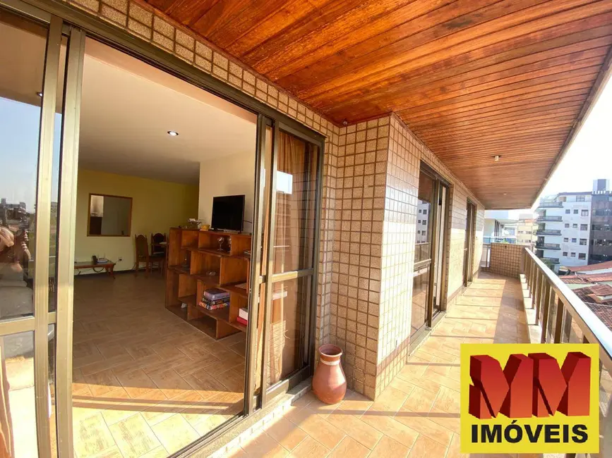Foto 1 de Apartamento com 3 quartos à venda, 194m2 em Braga, Cabo Frio - RJ