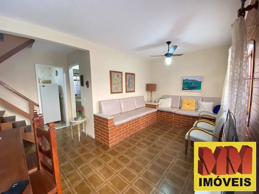 Foto 3 de Casa de Condomínio com 4 quartos à venda, 113m2 em Braga, Cabo Frio - RJ