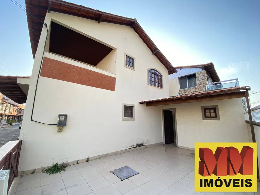 Foto 2 de Casa de Condomínio com 4 quartos à venda, 113m2 em Braga, Cabo Frio - RJ