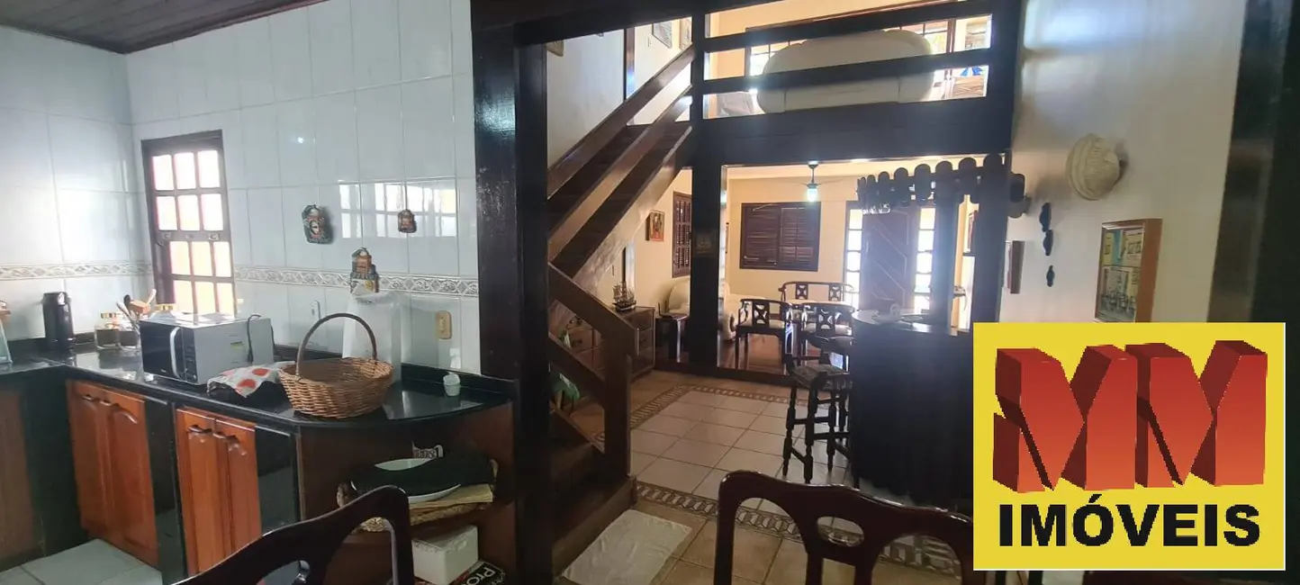 Foto 7 de Casa com 3 quartos à venda, 221m2 em Foguete, Cabo Frio - RJ