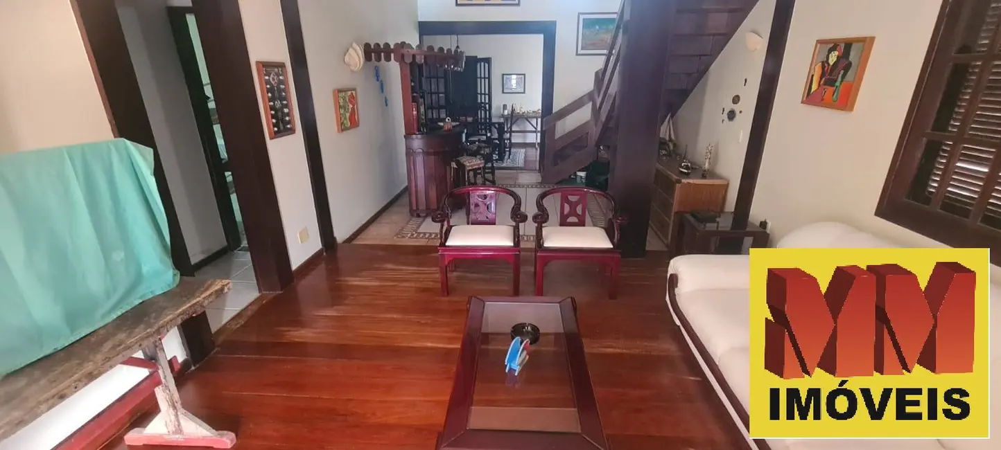 Foto 9 de Casa com 3 quartos à venda, 221m2 em Foguete, Cabo Frio - RJ