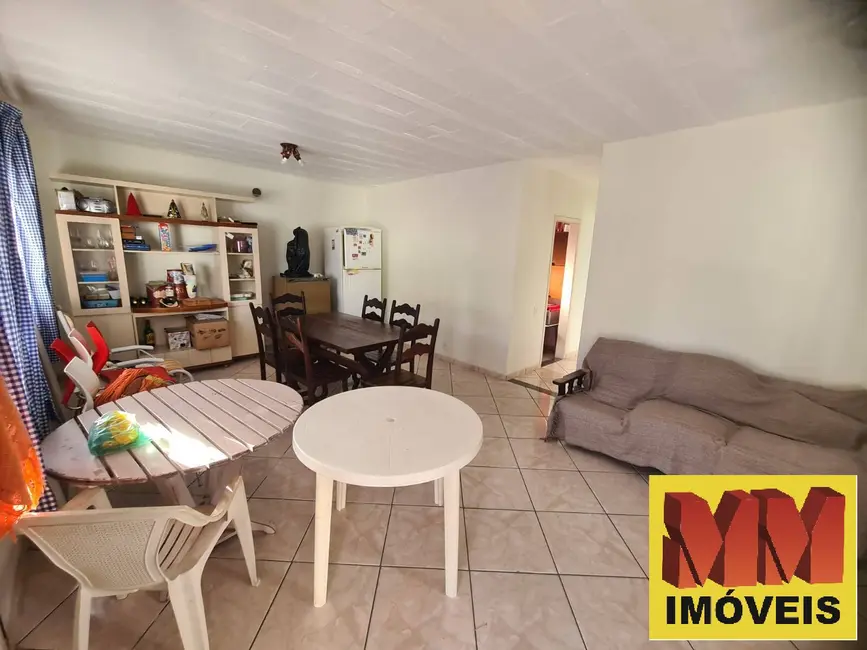 Foto 2 de Casa com 3 quartos à venda, 91m2 em Vila Blanche, Cabo Frio - RJ