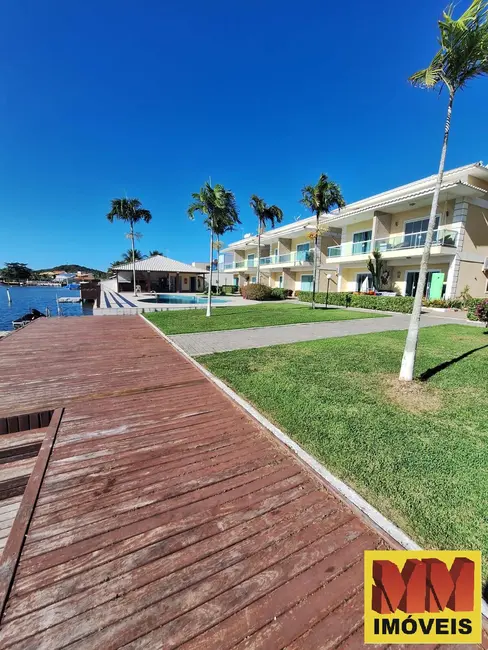 Foto 3 de Casa de Condomínio com 4 quartos à venda, 135m2 em Ogiva, Cabo Frio - RJ