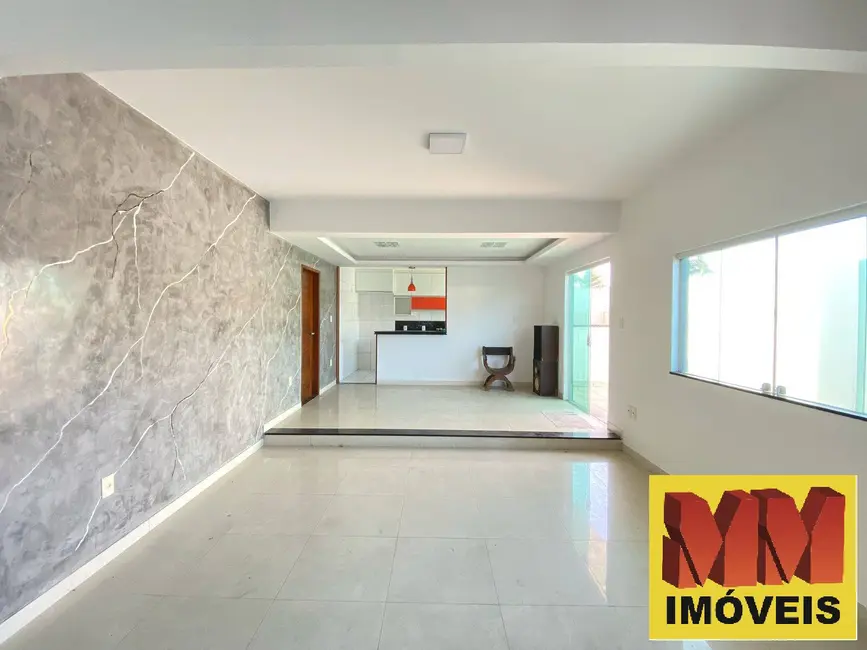 Casa com 3 quartos à venda, 240m2 em Jardim Excelsior, Cabo Frio - RJ - imagem 5 Foto 5 de Casa com 3 quartos à venda, 240m2 em Jardim Excelsior, Cabo Frio - RJ