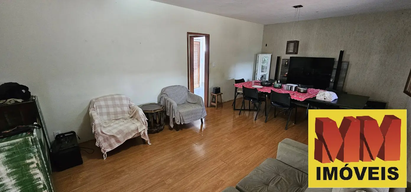 Foto 5 de Casa com 7 quartos à venda, 250m2 em Palmeiras, Cabo Frio - RJ