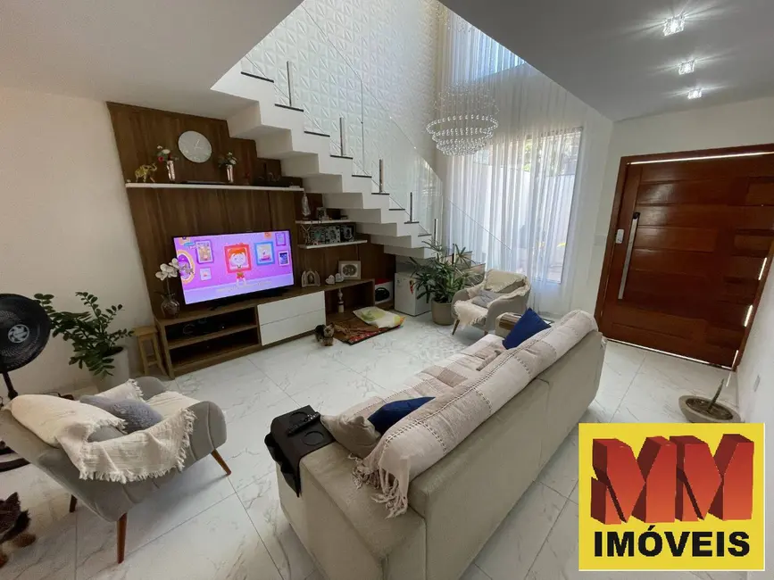 Foto 2 de Casa com 5 quartos à venda, 248m2 em Portinho, Cabo Frio - RJ