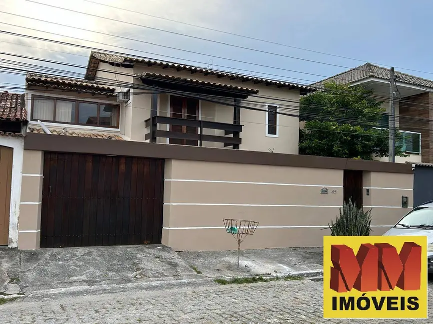 Foto 1 de Casa com 4 quartos à venda, 296m2 em Jardim Flamboyant, Cabo Frio - RJ