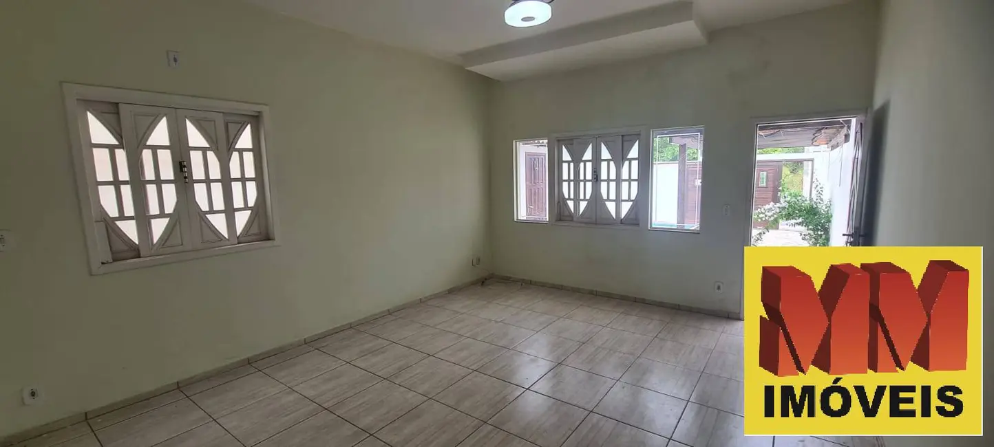 Casa com 4 quartos à venda, 180m2 em Nova São Pedro, Sao Pedro Da Aldeia - RJ - imagem 8 Foto 8 de Casa com 4 quartos à venda, 180m2 em Nova São Pedro, Sao Pedro Da Aldeia - RJ
