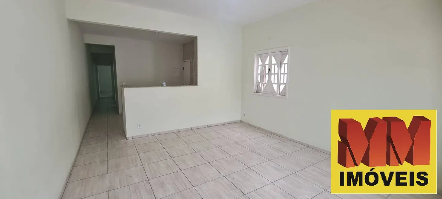 Casa com 4 quartos à venda, 180m2 em Nova São Pedro, Sao Pedro Da Aldeia - RJ - imagem 4 Foto 4 de Casa com 4 quartos à venda, 180m2 em Nova São Pedro, Sao Pedro Da Aldeia - RJ