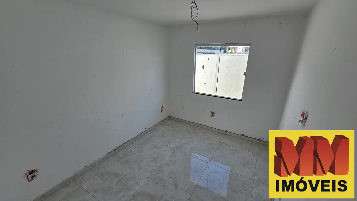 Foto 6 de Casa com 2 quartos à venda, 60m2 em Cabo Frio - RJ