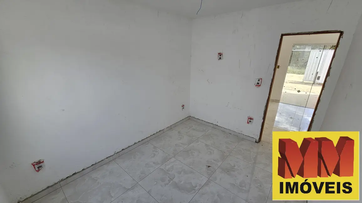 Foto 8 de Casa com 2 quartos à venda, 60m2 em Cabo Frio - RJ