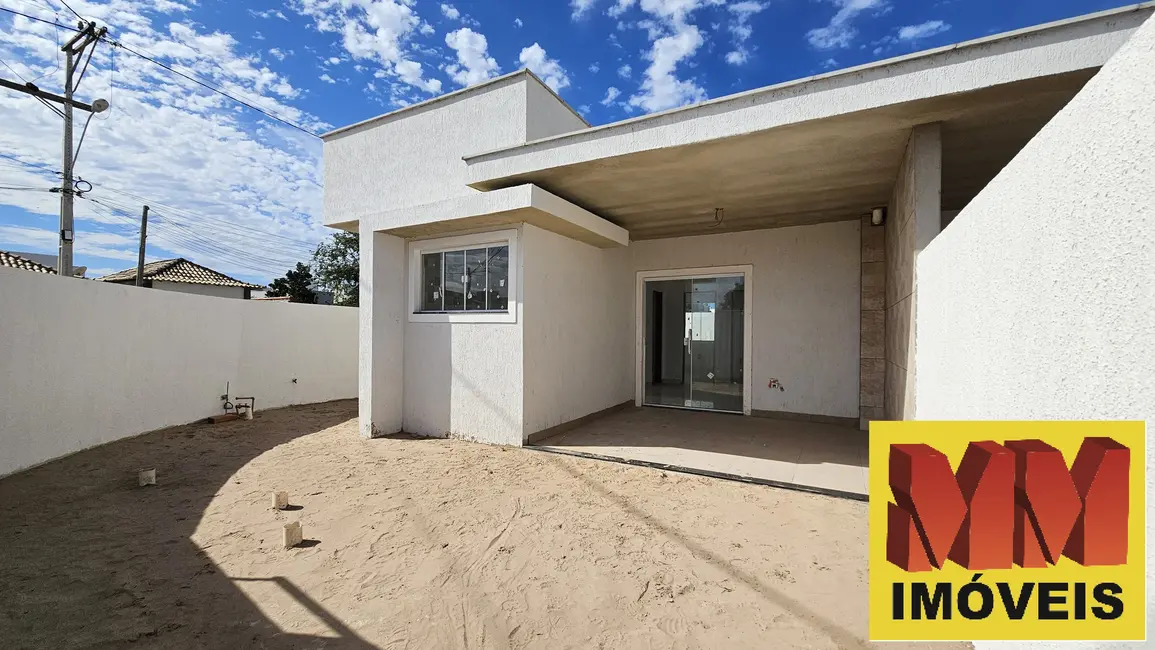 Foto 1 de Casa com 2 quartos à venda, 60m2 em Cabo Frio - RJ