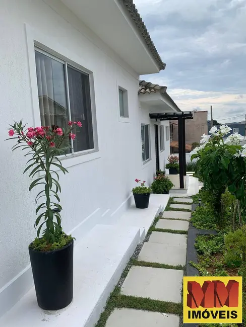 Foto 6 de Casa de Condomínio com 3 quartos à venda, 98m2 em Ogiva, Cabo Frio - RJ