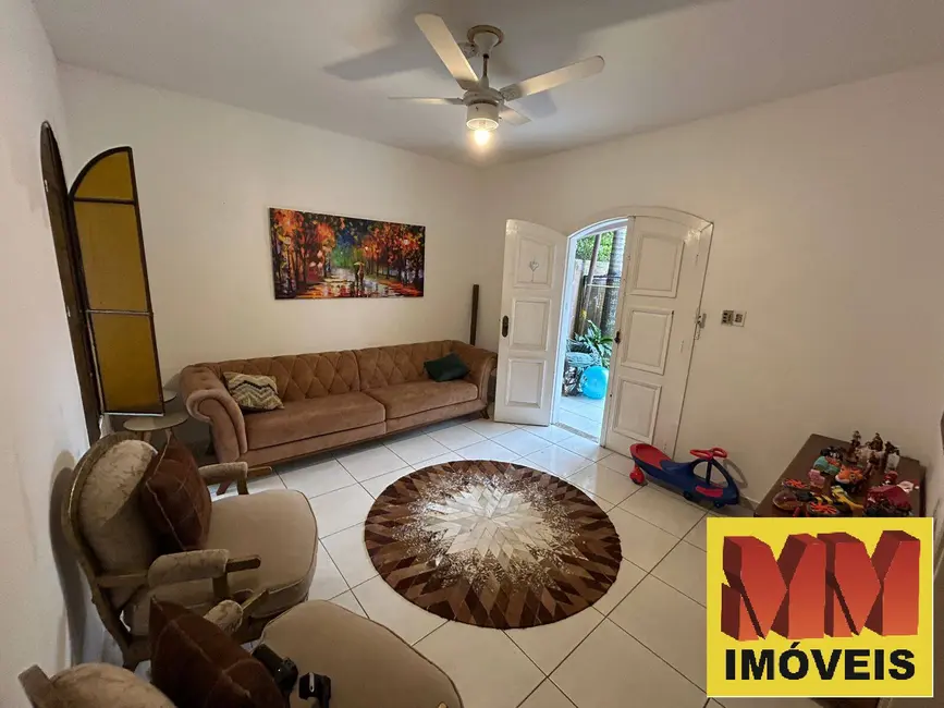 Casa com 3 quartos à venda, 165m2 em Jardim Excelsior, Cabo Frio - RJ - imagem 8 Foto 8 de Casa com 3 quartos à venda, 165m2 em Jardim Excelsior, Cabo Frio - RJ