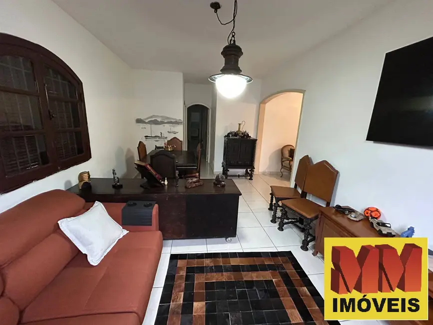 Casa com 3 quartos à venda, 165m2 em Jardim Excelsior, Cabo Frio - RJ - imagem 9 Foto 9 de Casa com 3 quartos à venda, 165m2 em Jardim Excelsior, Cabo Frio - RJ