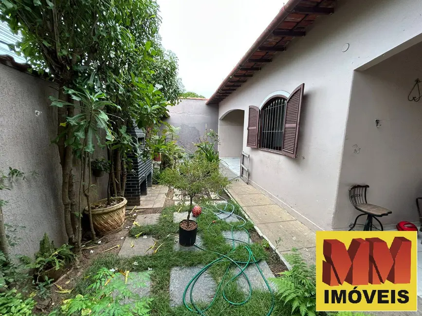 Casa com 3 quartos à venda, 165m2 em Jardim Excelsior, Cabo Frio - RJ - imagem 5 Foto 5 de Casa com 3 quartos à venda, 165m2 em Jardim Excelsior, Cabo Frio - RJ