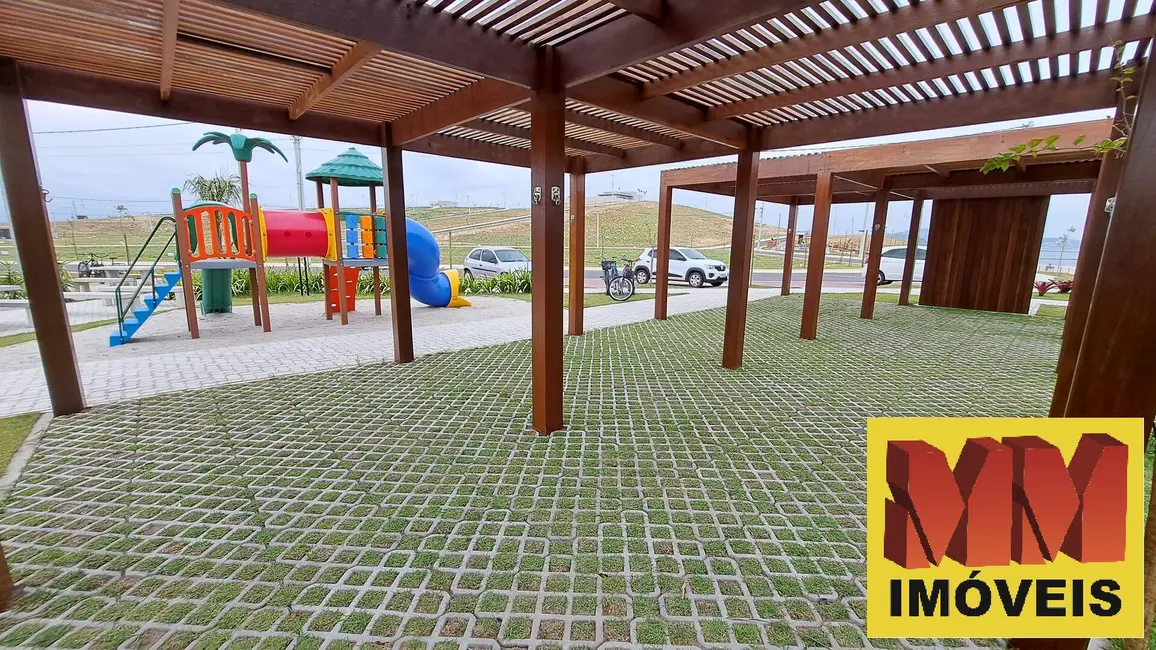 Foto 4 de Lote de Condomínio à venda, 252m2 em Balneário São Pedro, Sao Pedro Da Aldeia - RJ