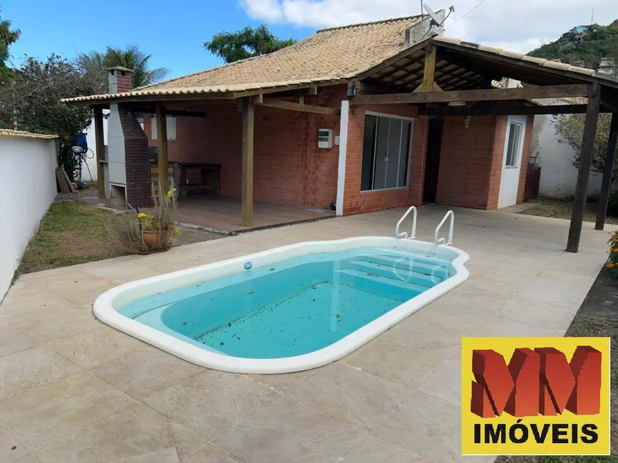 Foto 1 de Casa de Condomínio com 2 quartos à venda e para alugar, 76m2 em Peró, Cabo Frio - RJ