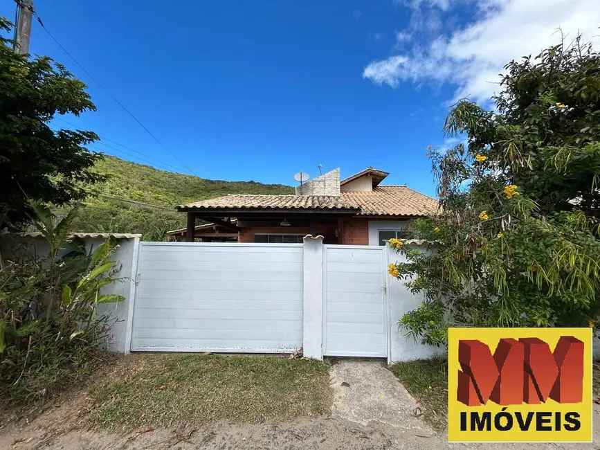 Foto 2 de Casa de Condomínio com 2 quartos à venda e para alugar, 76m2 em Peró, Cabo Frio - RJ
