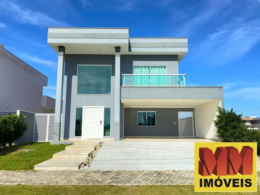Foto 1 de Casa de Condomínio com 4 quartos à venda, 266m2 em Ogiva, Cabo Frio - RJ