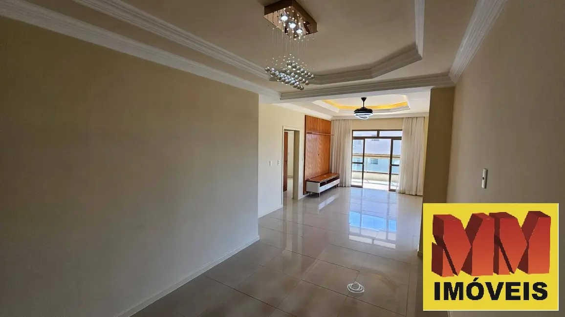 Apartamento com 3 quartos à venda, 181m2 em Centro, Cabo Frio - RJ - imagem 3 Foto 3 de Apartamento com 3 quartos à venda, 181m2 em Centro, Cabo Frio - RJ